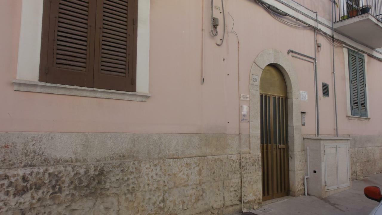 Casa Vacanze La Scalinata Bisceglie Extérieur photo